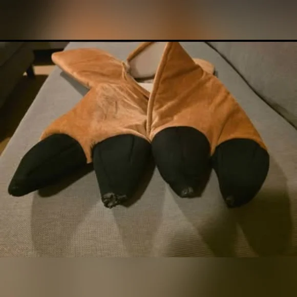 Mens XL Emperors New Groove Costume - Picture 5 of 5